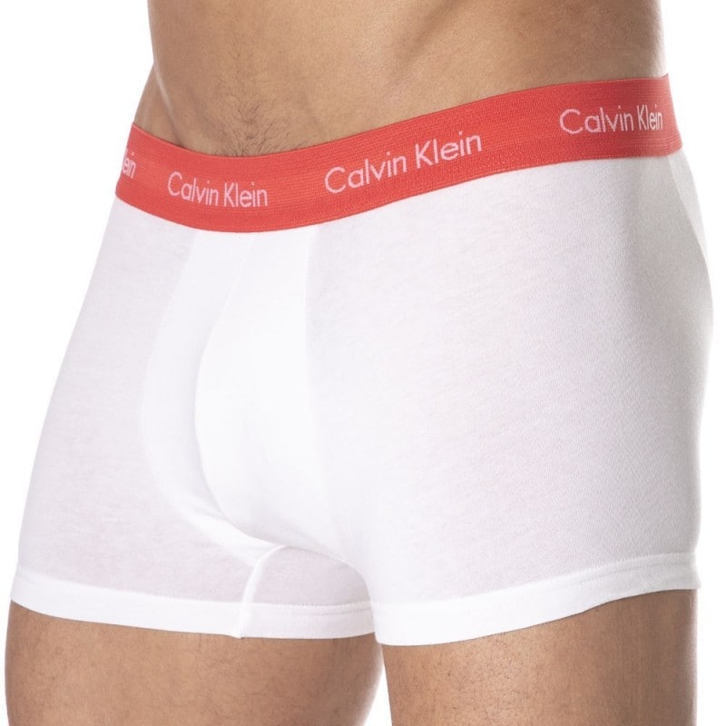 https://www.inderwear.com/103749-thickbox_default/3-pack-cotton-stretch-boxers-white-with-blue-black-red-waistband-calvin-klein.jpg
