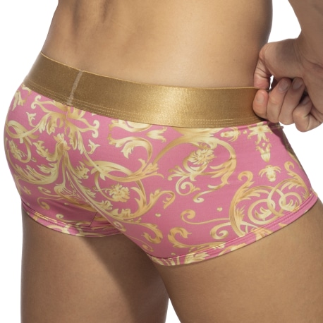 Addicted Boxer Court Golden Versailles Rose