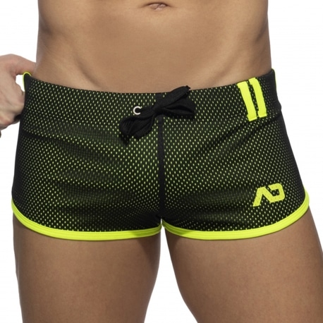 Addicted Loop Mesh Shorts - Black